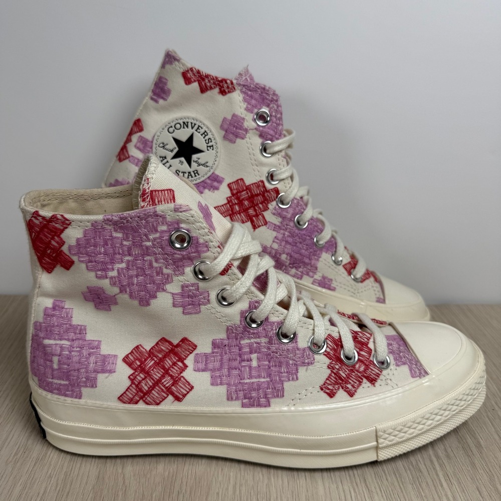 Sneakers Converse Womens 8.5 White Pink Red Embroidered Chuck 70 Hi A02183C